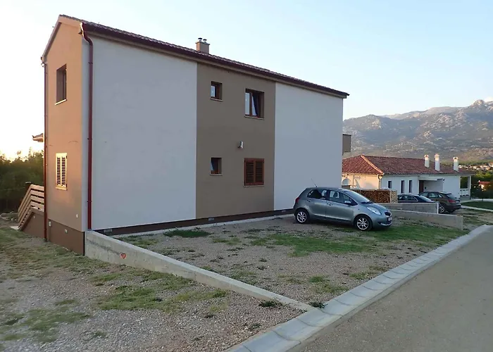 In 35406 Lägenhet Jasenice (Zadar)