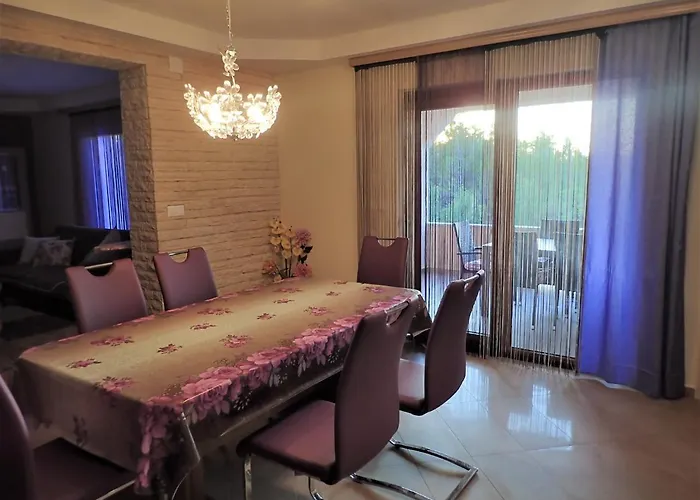 In 35406 Jasenice (Zadar)