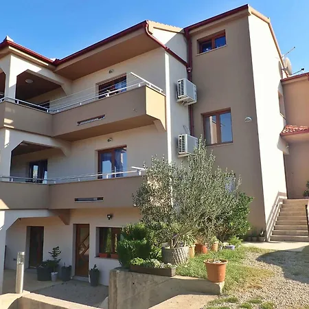 In 35406 Jasenice (Zadar)