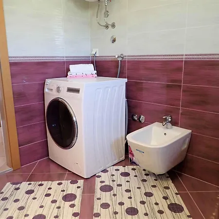 In 35406 Ясенице