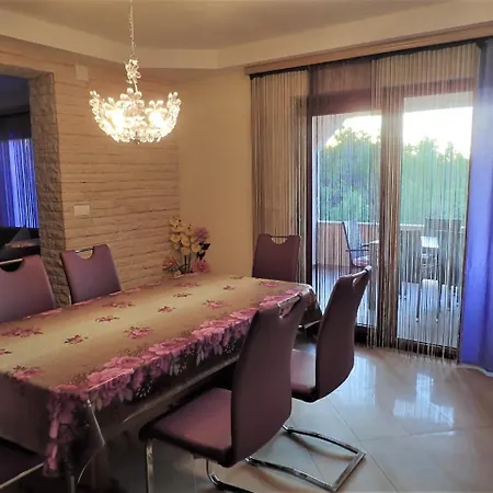 In 35406 Jasenice (Zadar)
